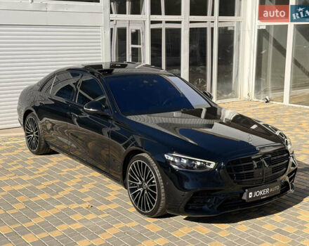 Черный Мерседес С Класс, объемом двигателя 3 л и пробегом 105 тыс. км за 95000 $, фото 4 на Automoto.ua
