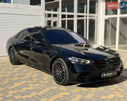 Черный Мерседес С Класс, объемом двигателя 3 л и пробегом 105 тыс. км за 95000 $, фото 3 на Automoto.ua