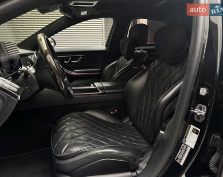 Черный Мерседес С Класс, объемом двигателя 4 л и пробегом 65 тыс. км за 105000 $, фото 32 на Automoto.ua