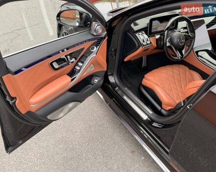 Чорний Мерседес С Клас, об'ємом двигуна 3.98 л та пробігом 62 тис. км за 129900 $, фото 90 на Automoto.ua