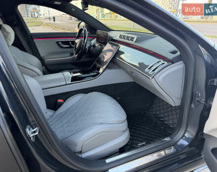 Черный Мерседес С Класс, объемом двигателя 3.98 л и пробегом 36 тыс. км за 110000 $, фото 15 на Automoto.ua