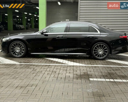 Чорний Мерседес С Клас, об'ємом двигуна 3 л та пробігом 92 тис. км за 95000 $, фото 1 на Automoto.ua