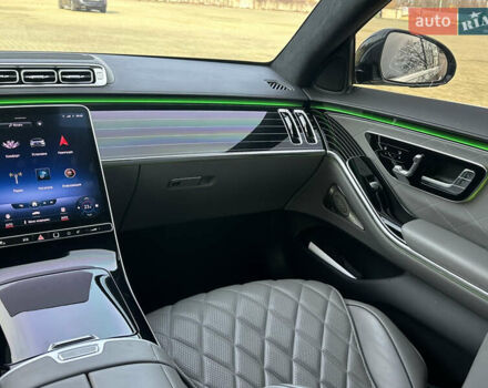 Черный Мерседес С Класс, объемом двигателя 3 л и пробегом 107 тыс. км за 110000 $, фото 17 на Automoto.ua