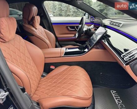 Черный Мерседес С Класс, объемом двигателя 3.98 л и пробегом 66 тыс. км за 125000 $, фото 37 на Automoto.ua