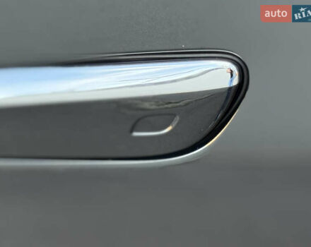 Черный Мерседес С Класс, объемом двигателя 3 л и пробегом 52 тыс. км за 135000 $, фото 39 на Automoto.ua