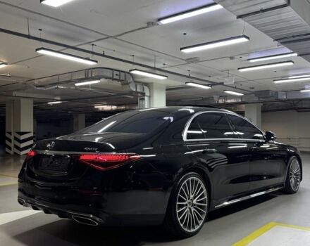 Черный Мерседес С Класс, объемом двигателя 3 л и пробегом 52 тыс. км за 128000 $, фото 3 на Automoto.ua