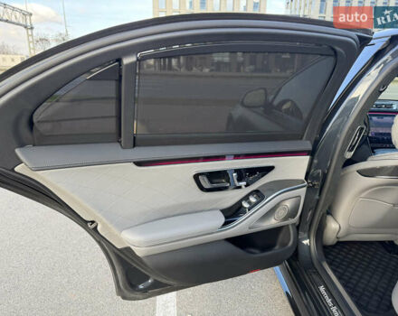 Черный Мерседес С Класс, объемом двигателя 3.98 л и пробегом 36 тыс. км за 110000 $, фото 17 на Automoto.ua