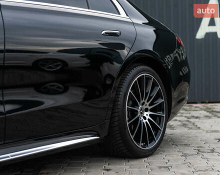 Чорний Мерседес С Клас, об'ємом двигуна 2.93 л та пробігом 98 тис. км за 105000 $, фото 2 на Automoto.ua