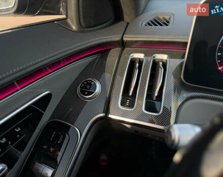 Черный Мерседес С Класс, объемом двигателя 3.98 л и пробегом 36 тыс. км за 110000 $, фото 20 на Automoto.ua