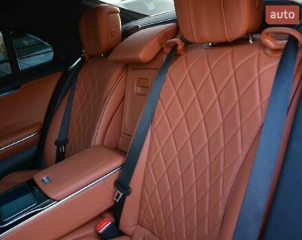 Чорний Мерседес С Клас, об'ємом двигуна 3 л та пробігом 102 тис. км за 98700 $, фото 81 на Automoto.ua