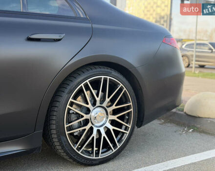 Черный Мерседес С Класс, объемом двигателя 3.98 л и пробегом 36 тыс. км за 110000 $, фото 8 на Automoto.ua