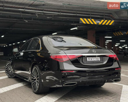 Черный Мерседес С Класс, объемом двигателя 4 л и пробегом 65 тыс. км за 105000 $, фото 5 на Automoto.ua