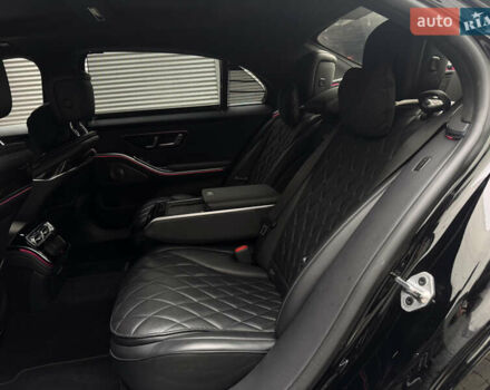 Черный Мерседес С Класс, объемом двигателя 4 л и пробегом 65 тыс. км за 105000 $, фото 34 на Automoto.ua