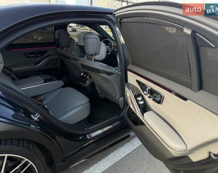 Черный Мерседес С Класс, объемом двигателя 3.98 л и пробегом 36 тыс. км за 110000 $, фото 16 на Automoto.ua