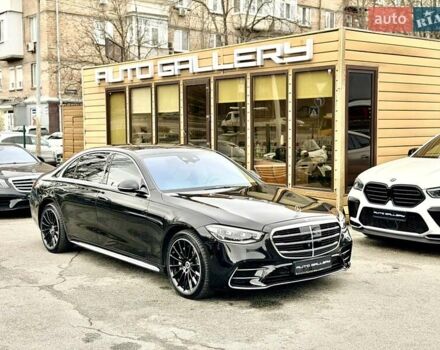 Чорний Мерседес С Клас, об'ємом двигуна 4 л та пробігом 38 тис. км за 134999 $, фото 6 на Automoto.ua