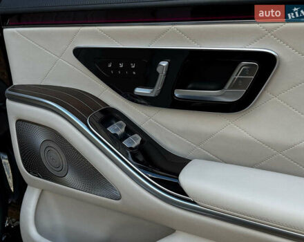 Черный Мерседес С Класс, объемом двигателя 3 л и пробегом 77 тыс. км за 125990 $, фото 19 на Automoto.ua