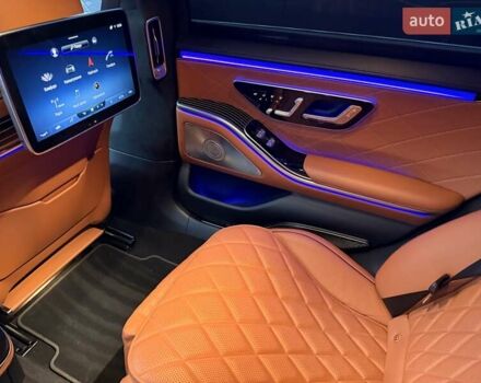 Чорний Мерседес С Клас, об'ємом двигуна 3.98 л та пробігом 62 тис. км за 129900 $, фото 106 на Automoto.ua