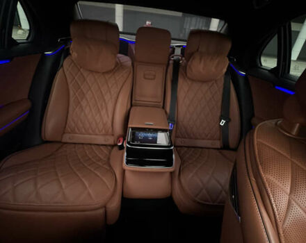 Черный Мерседес С Класс, объемом двигателя 3.98 л и пробегом 96 тыс. км за 107700 $, фото 7 на Automoto.ua