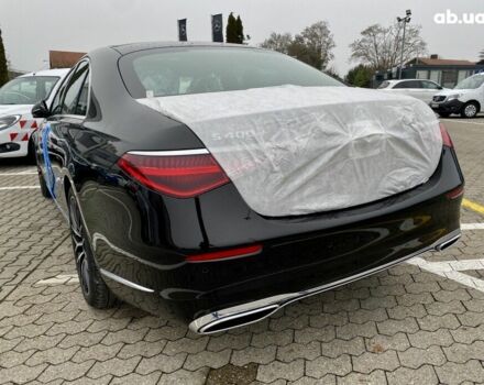 Черный Мерседес С Класс, объемом двигателя 0 л и пробегом 0 тыс. км за 198776 $, фото 6 на Automoto.ua