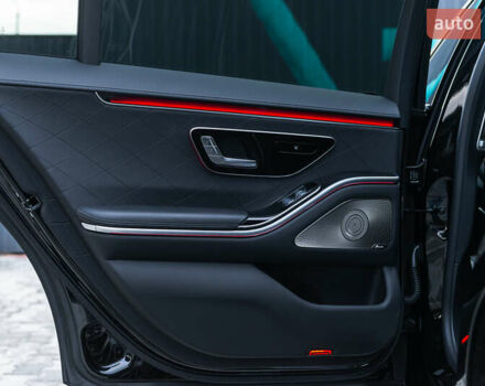 Чорний Мерседес С Клас, об'ємом двигуна 2.93 л та пробігом 98 тис. км за 105000 $, фото 29 на Automoto.ua