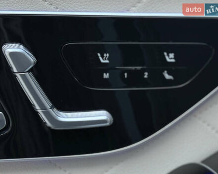 Черный Мерседес С Класс, объемом двигателя 3 л и пробегом 52 тыс. км за 130000 $, фото 64 на Automoto.ua