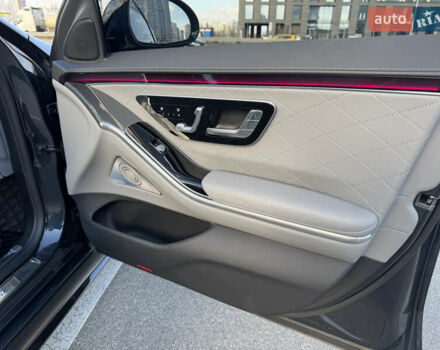 Черный Мерседес С Класс, объемом двигателя 3.98 л и пробегом 36 тыс. км за 110000 $, фото 14 на Automoto.ua