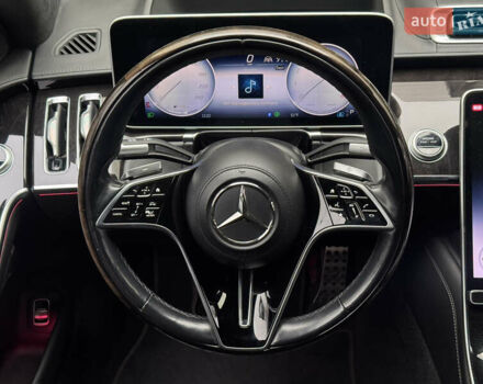 Черный Мерседес С Класс, объемом двигателя 4 л и пробегом 65 тыс. км за 105000 $, фото 18 на Automoto.ua