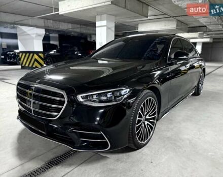 Черный Мерседес С Класс, объемом двигателя 3.98 л и пробегом 66 тыс. км за 124000 $, фото 1 на Automoto.ua