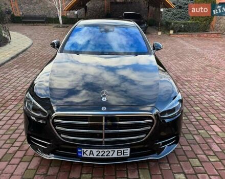 Черный Мерседес С Класс, объемом двигателя 3 л и пробегом 23 тыс. км за 134000 $, фото 1 на Automoto.ua