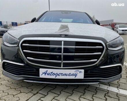 Черный Мерседес С Класс, объемом двигателя 0 л и пробегом 0 тыс. км за 198776 $, фото 9 на Automoto.ua