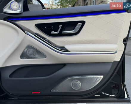 Черный Мерседес С Класс, объемом двигателя 3 л и пробегом 52 тыс. км за 130000 $, фото 58 на Automoto.ua