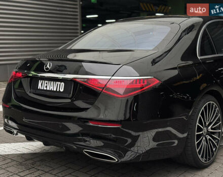 Черный Мерседес С Класс, объемом двигателя 4 л и пробегом 65 тыс. км за 105000 $, фото 12 на Automoto.ua