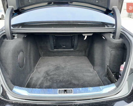 Черный Мерседес С Класс, объемом двигателя 3.98 л и пробегом 96 тыс. км за 92990 $, фото 16 на Automoto.ua