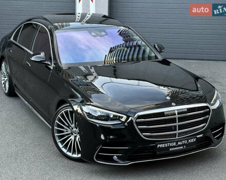 Черный Мерседес С Класс, объемом двигателя 3 л и пробегом 52 тыс. км за 130000 $, фото 1 на Automoto.ua