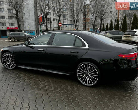 Черный Мерседес С Класс, объемом двигателя 3.98 л и пробегом 65 тыс. км за 97000 $, фото 2 на Automoto.ua