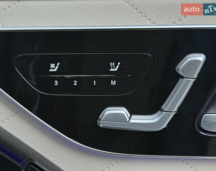 Черный Мерседес С Класс, объемом двигателя 3 л и пробегом 52 тыс. км за 135000 $, фото 59 на Automoto.ua