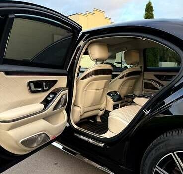 Черный Мерседес С Класс, объемом двигателя 3 л и пробегом 76 тыс. км за 130000 $, фото 8 на Automoto.ua