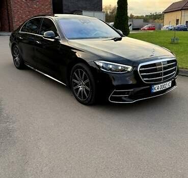 Черный Мерседес С Класс, объемом двигателя 3 л и пробегом 76 тыс. км за 130000 $, фото 1 на Automoto.ua