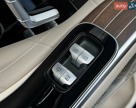 Черный Мерседес С Класс, объемом двигателя 3 л и пробегом 77 тыс. км за 125990 $, фото 50 на Automoto.ua