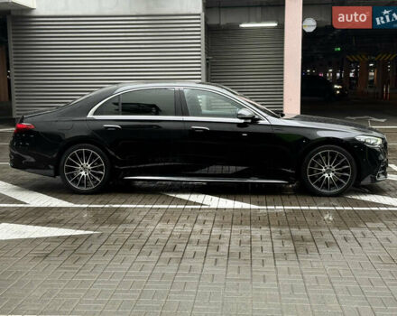 Чорний Мерседес С Клас, об'ємом двигуна 3 л та пробігом 92 тис. км за 95000 $, фото 5 на Automoto.ua