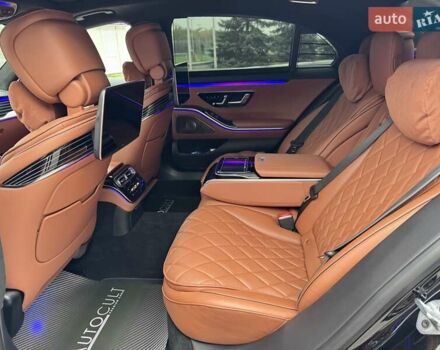 Мерседес С Клас 2021 у Києві на Automoto.ua Чорний Мерседес С Клас, об'ємом двигуна 3.98 л та пробігом 66 тис. км за 140000 $, фото 28 на Automoto.ua