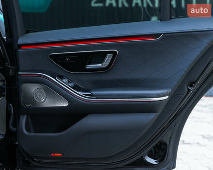 Чорний Мерседес С Клас, об'ємом двигуна 2.93 л та пробігом 98 тис. км за 105000 $, фото 30 на Automoto.ua