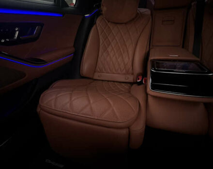 Черный Мерседес С Класс, объемом двигателя 3.98 л и пробегом 96 тыс. км за 107700 $, фото 8 на Automoto.ua