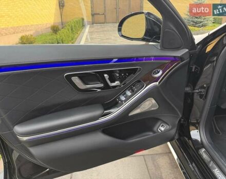 Чорний Мерседес С Клас, об'ємом двигуна 3 л та пробігом 64 тис. км за 139800 $, фото 17 на Automoto.ua