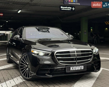 Черный Мерседес С Класс, объемом двигателя 4 л и пробегом 65 тыс. км за 105000 $, фото 3 на Automoto.ua