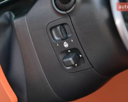 Чорний Мерседес С Клас, об'ємом двигуна 3 л та пробігом 102 тис. км за 98700 $, фото 32 на Automoto.ua