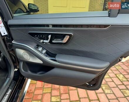 Черный Мерседес С Класс, объемом двигателя 3 л и пробегом 23 тыс. км за 134000 $, фото 12 на Automoto.ua