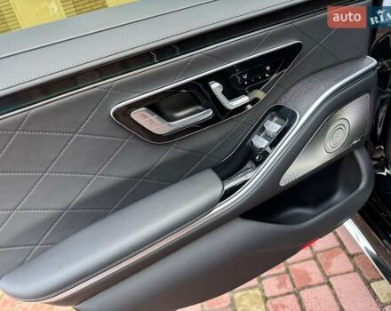 Черный Мерседес С Класс, объемом двигателя 3 л и пробегом 23 тыс. км за 134000 $, фото 11 на Automoto.ua