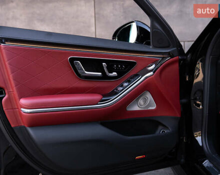 Черный Мерседес С Класс, объемом двигателя 3 л и пробегом 24 тыс. км за 145000 $, фото 27 на Automoto.ua