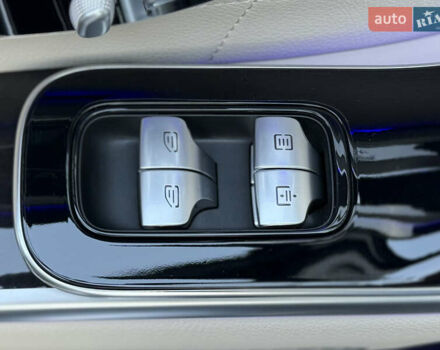 Черный Мерседес С Класс, объемом двигателя 3 л и пробегом 52 тыс. км за 130000 $, фото 62 на Automoto.ua